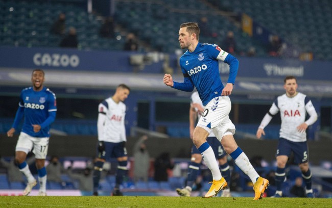 在遭遇嚴重 在遭遇嚴重